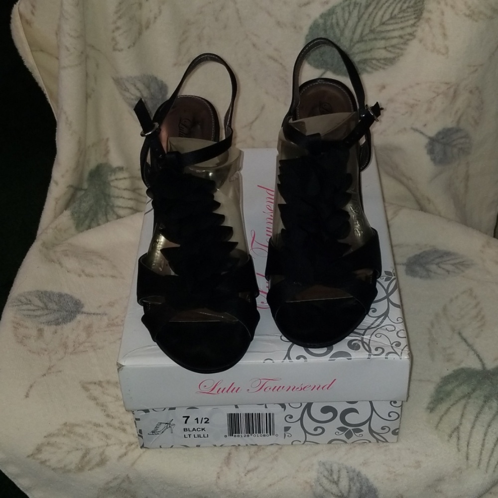 Lulu Townsend Black Strappy Heel